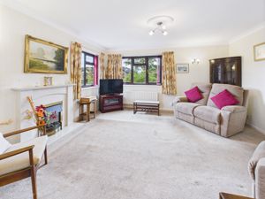 Sitting Area- click for photo gallery